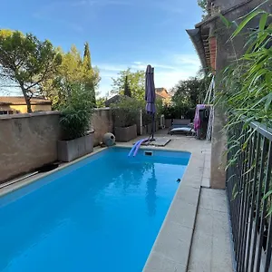 https://chambre-meublee-au-bonheur-avec-cuisine.fr-provencehotel.com